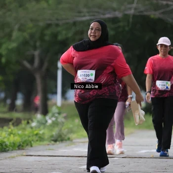 Runner Photo 8453172