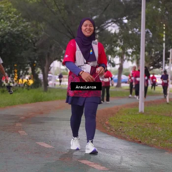 Runner Photo 8453181
