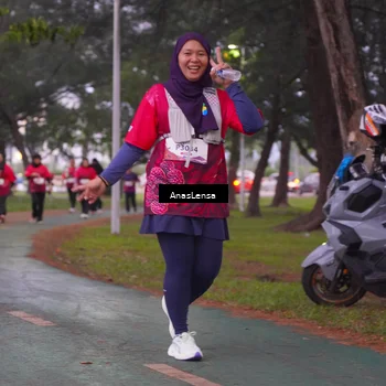 Runner Photo 8453242
