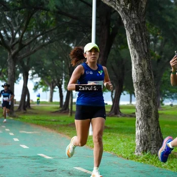 Runner Photo 8453269