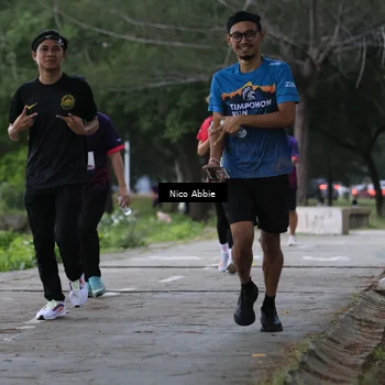 Runner Photo 8453285