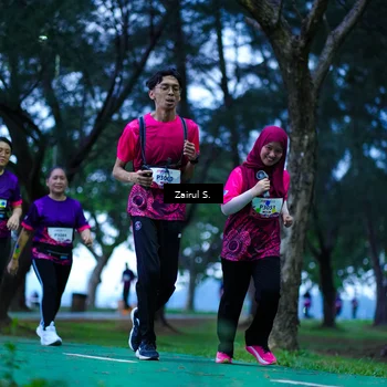 Runner Photo 8453292