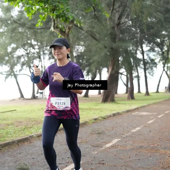 Runner Photo 8453302