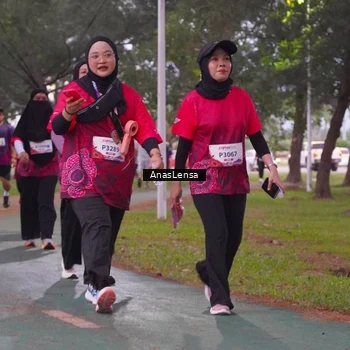 Runner Photo 8453395
