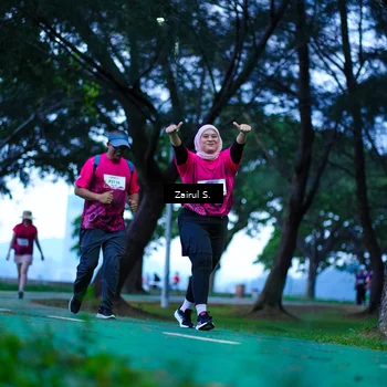 Runner Photo 8453421