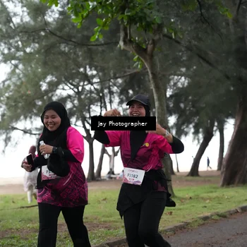 Runner Photo 8453472