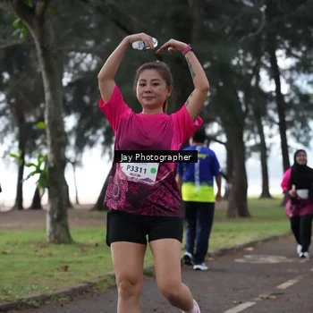 Runner Photo 8453478