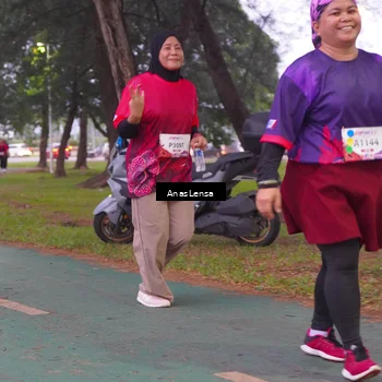 Runner Photo 8453757