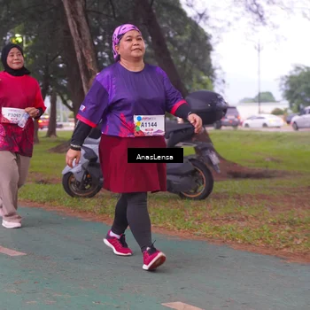 Runner Photo 8453759