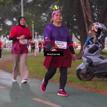 Runner Photo 8453761