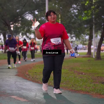 Runner Photo 8453812