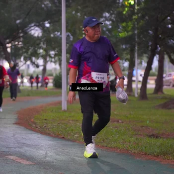 Runner Photo 8453877