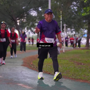 Runner Photo 8453879