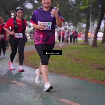 Runner Photo 8453895