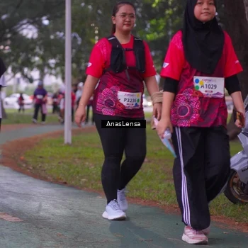 Runner Photo 8453954
