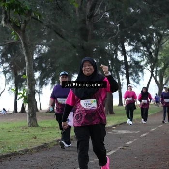 Runner Photo 8453997