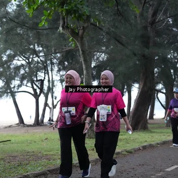 Runner Photo 8453998
