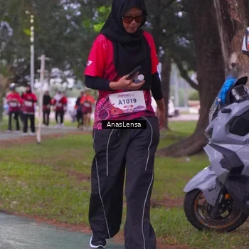 Runner Photo 8454175