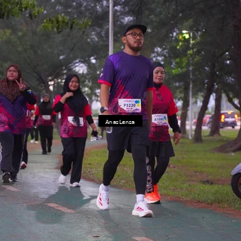 Runner Photo 8454199