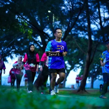 Runner Photo 8454364