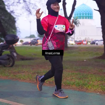 Runner Photo 8454904
