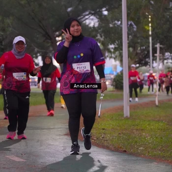 Runner Photo 8455024