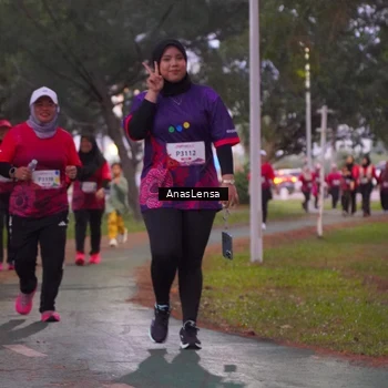Runner Photo 8455029