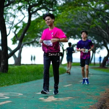 Runner Photo 8455100