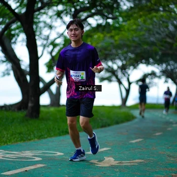 Runner Photo 8455102