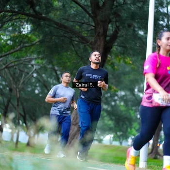 Runner Photo 8455156