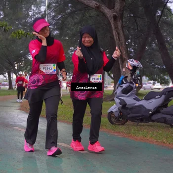 Runner Photo 8455302