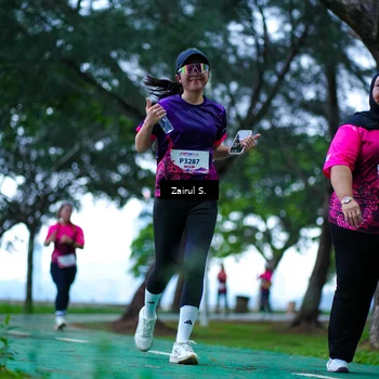 Runner Photo 8455311