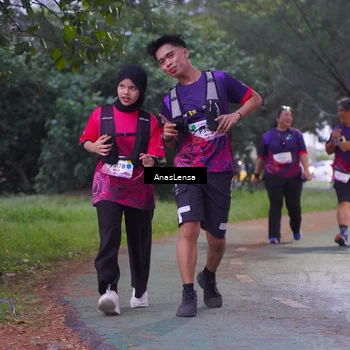 Runner Photo 8455572