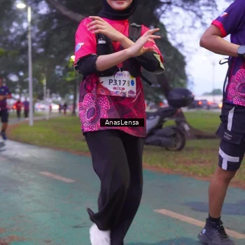 Runner Photo 8455592