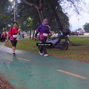 Runner Photo 8455656
