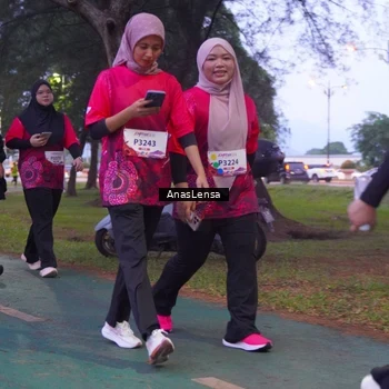 Runner Photo 8455715