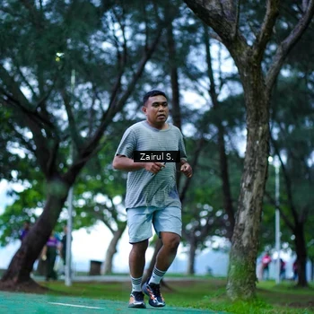 Runner Photo 8455719