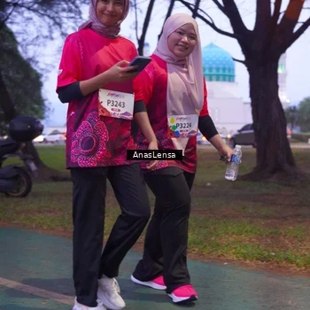 Runner Photo 8455727