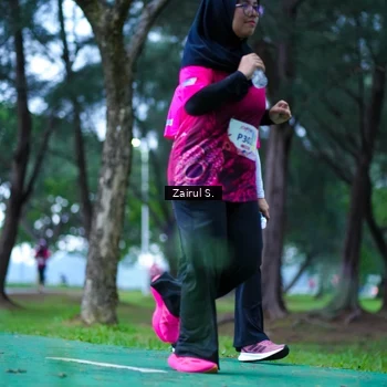 Runner Photo 8455802