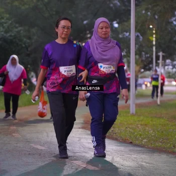 Runner Photo 8455951