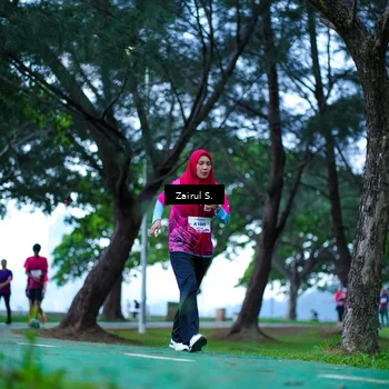 Runner Photo 8456028