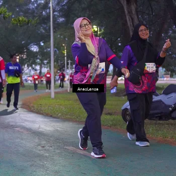 Runner Photo 8456116