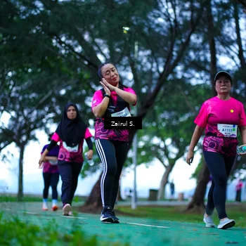 Runner Photo 8456123