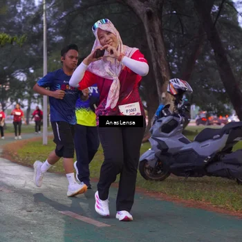 Runner Photo 8456156