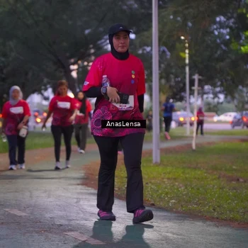Runner Photo 8456251