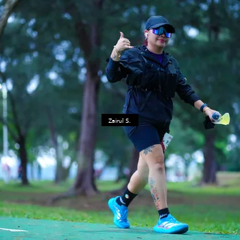 Runner Photo 8456263