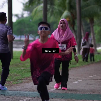 Runner Photo 8457842