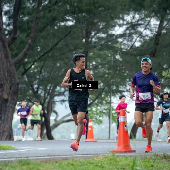 Runner Photo 8457915