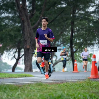 Runner Photo 8457943
