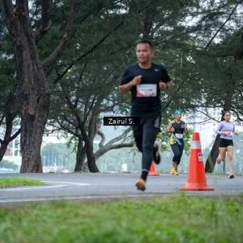 Runner Photo 8457945
